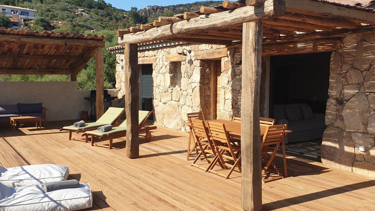 Pinarellu House | BERGERIE STONE HOUSE - HEATED PRIVATE SWIMMING POOL U Nidu