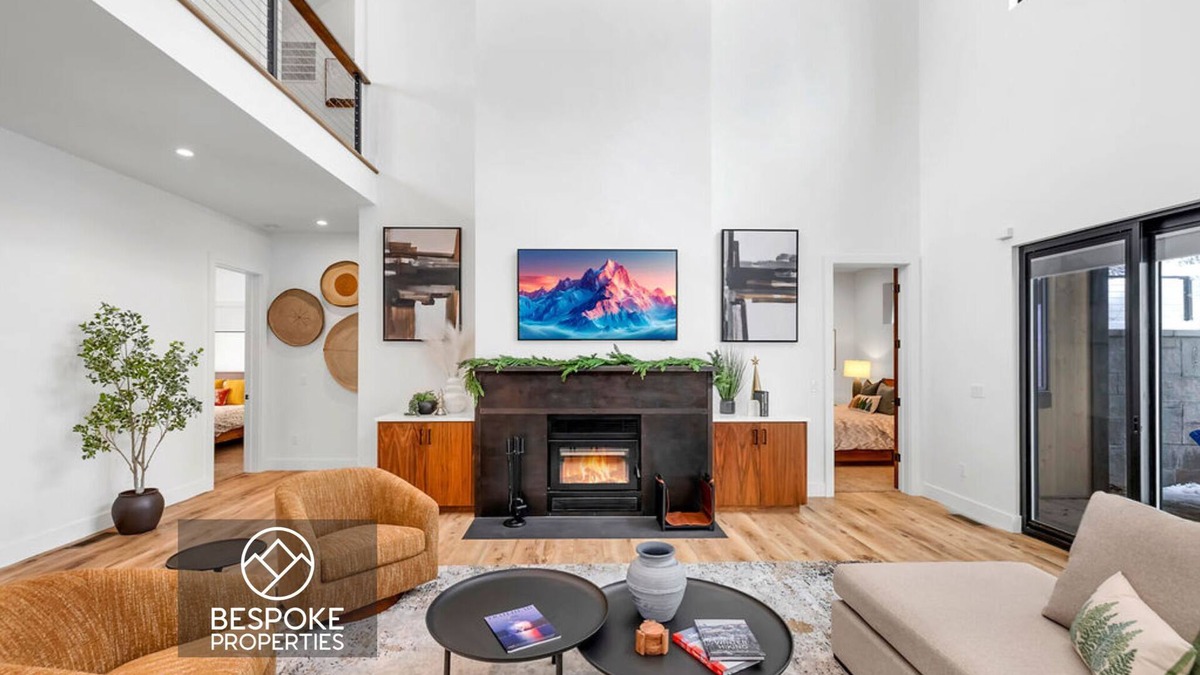Tamarack Resort House | Berghaus @ Tamarack Resort | Elegant Ski Chalet with Hot Tub & Family Fun