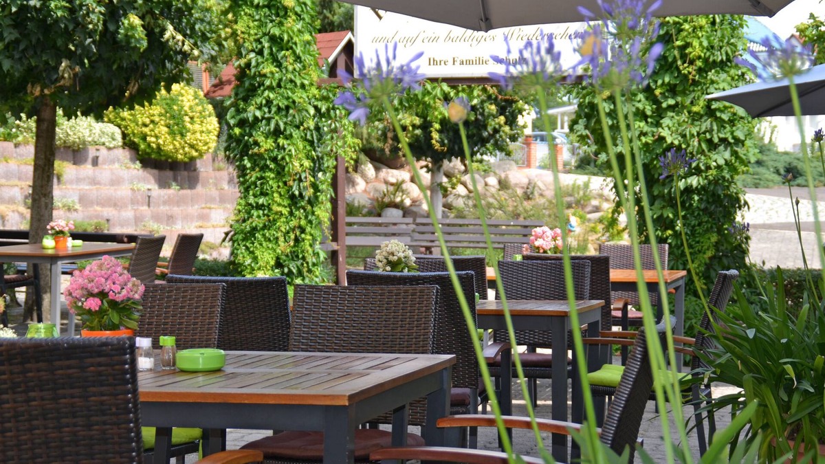 Guben Hotel | Bergschänke & Berghotel