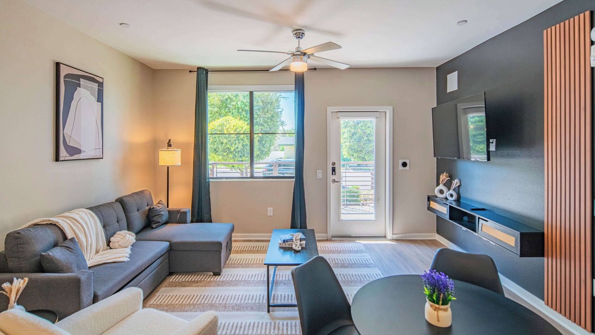 Orange Heights Apartment | Best Location | Pool, Gym, Parking, W/D & Dog Park