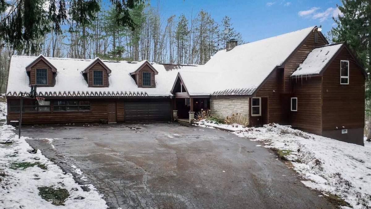 Ellicottville Ski Chalet | Best of both worlds; chalet located on a private lot in the pines and only 1 miles from the village!