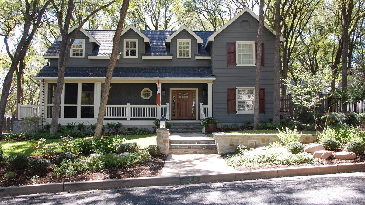 Tarrytown House | Best Of Both Worlds: Downtown Access With Neighborhood Charm