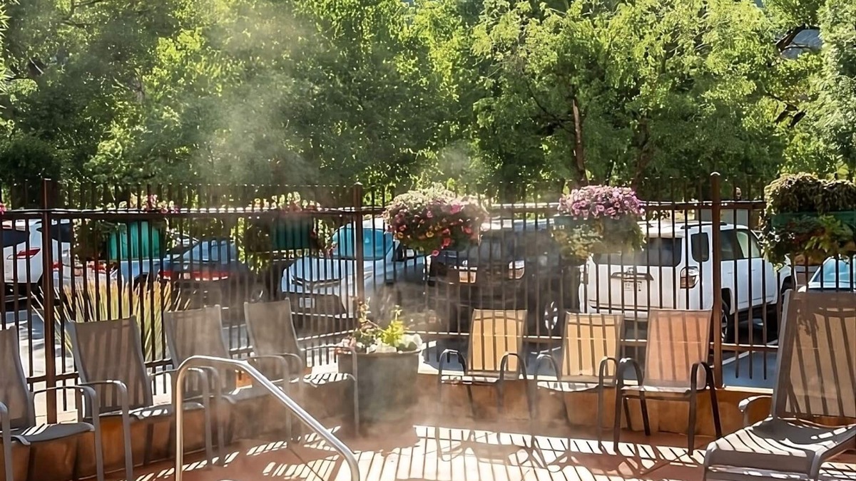 Zion National Park South Entrance Hotel | Best Value, Quality Stay! Near Zion Nature Center with Free Parking and Pool