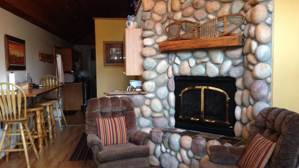 Kellogg House | Best Value! Sleeps 6 - No Hot Tub