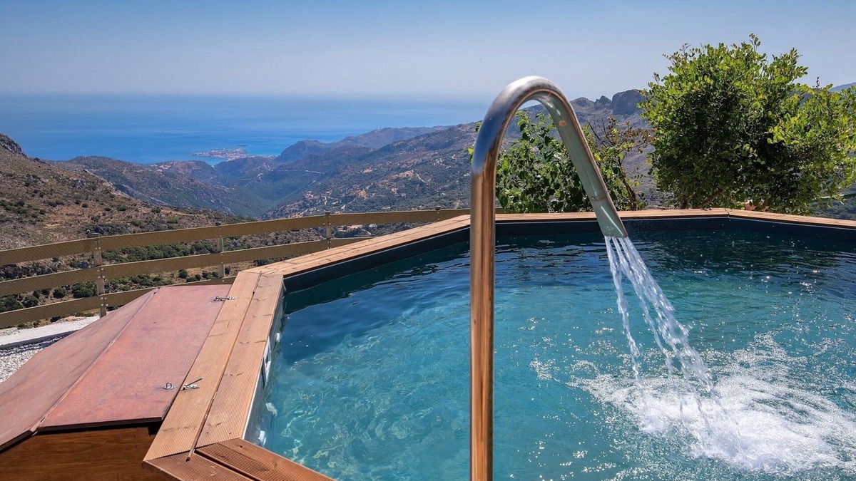 Stratoi Villa | Best View Mountain Villa - Private Pool with amazing view - Temenia