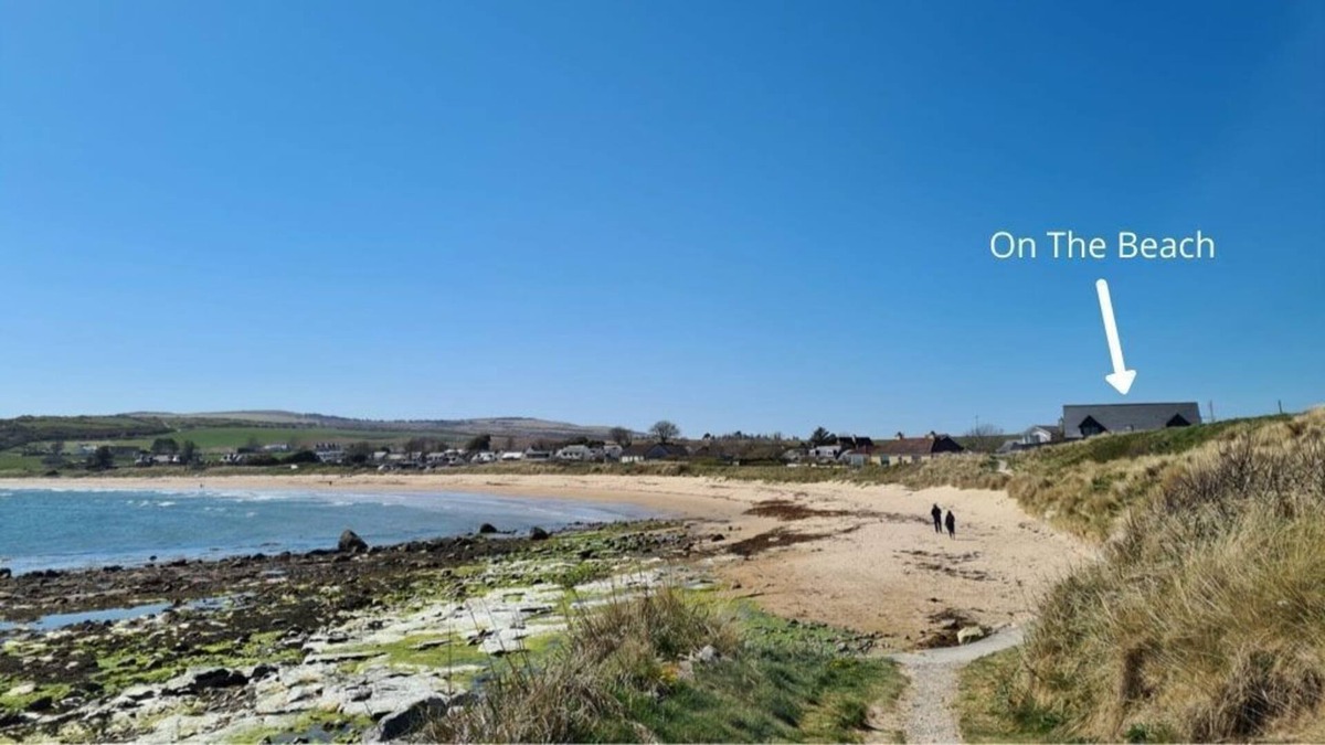 Tain Apartment | Best views of Balintore Beach