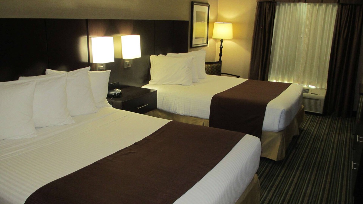 Brentwood Hotel | Best Western Brentwood Inn