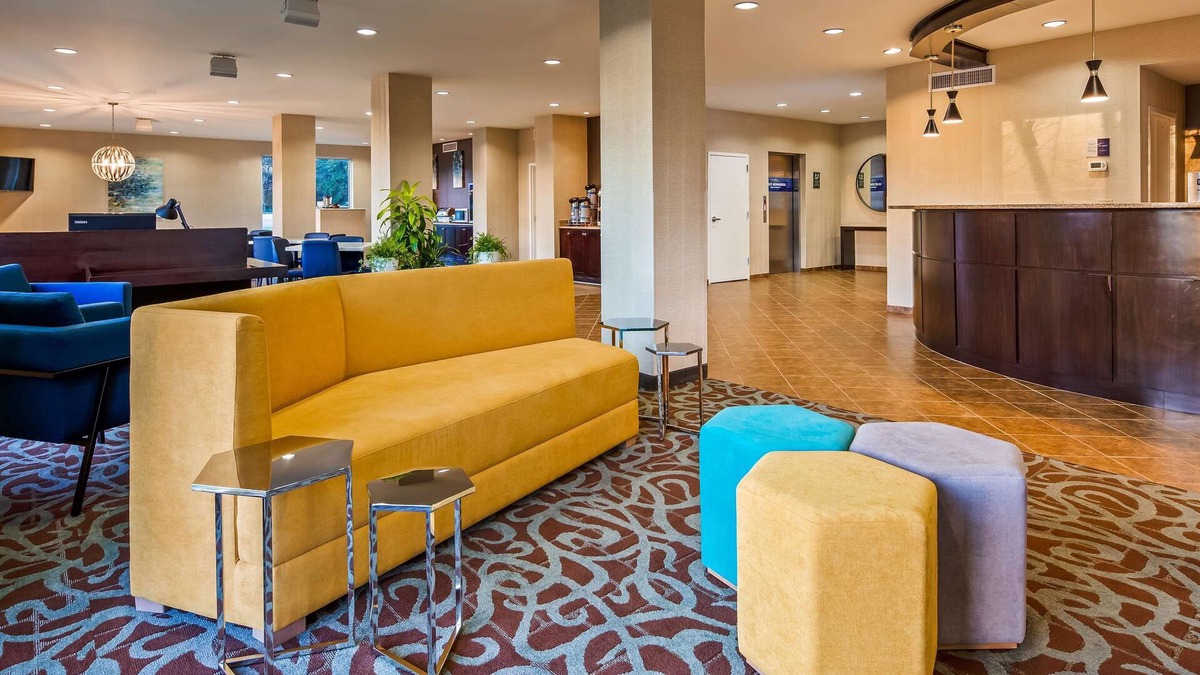 Dothan Hotel | Best Western Dothan Inn & Suites