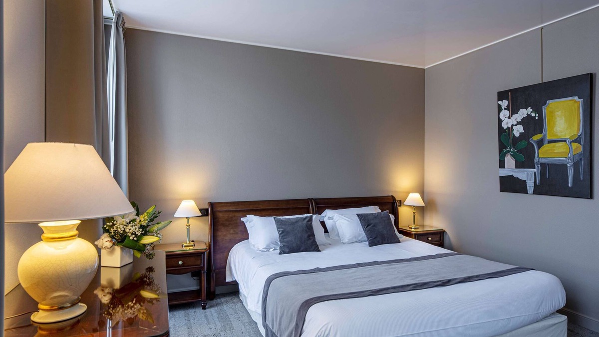 Aurillac Hotel | Best Western Grand Hotel De Bordeaux
