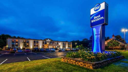 Hazlet Hotel | Best Western Hazlet Inn