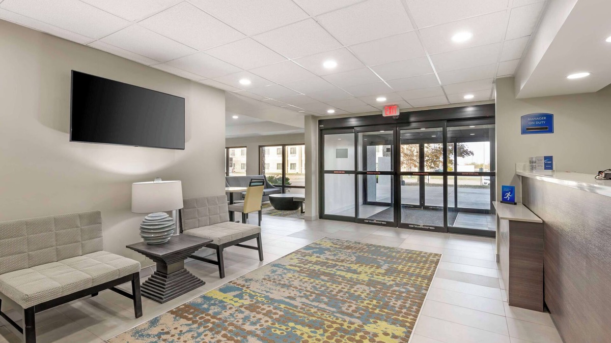 Mattoon Hotel | Best Western Heartland Inn