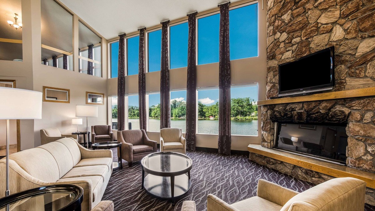 Chesterton Hotel | Best Western Indian Oak