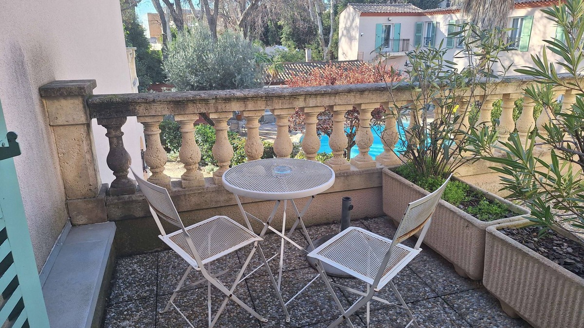 Route d'Arles Hotel | Best Western l'Orangerie