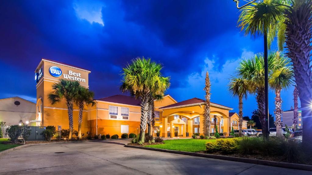 Lafayette Hotel | Best Western Lafayette Inn