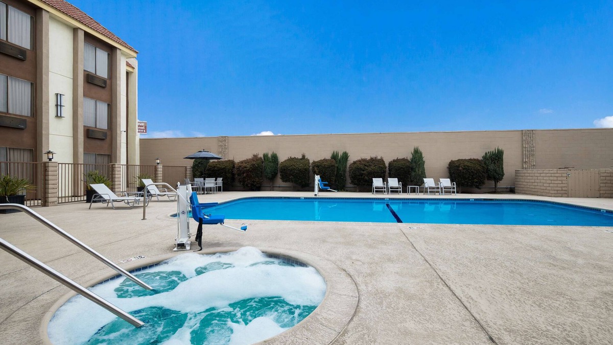 Norwalk Hotel | Best Western Norwalk Inn