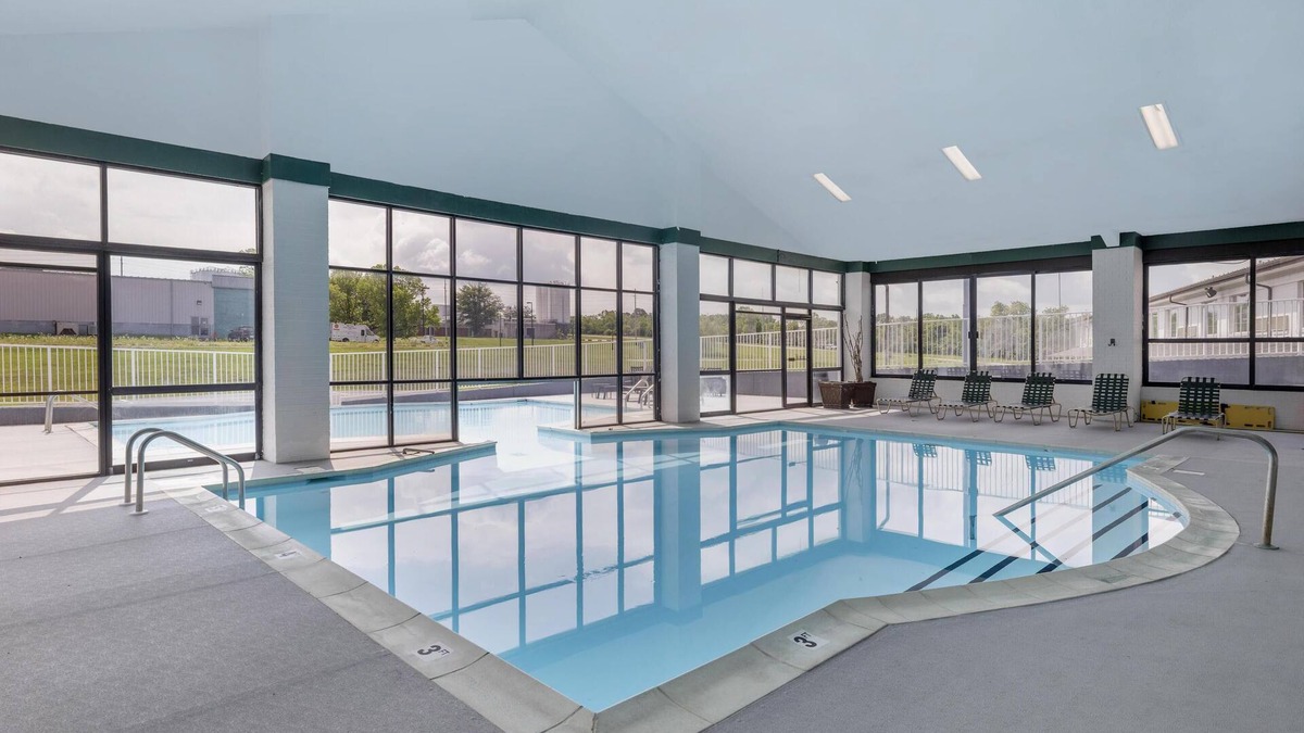 Frankfort Hotel | Best Western Parkside Inn