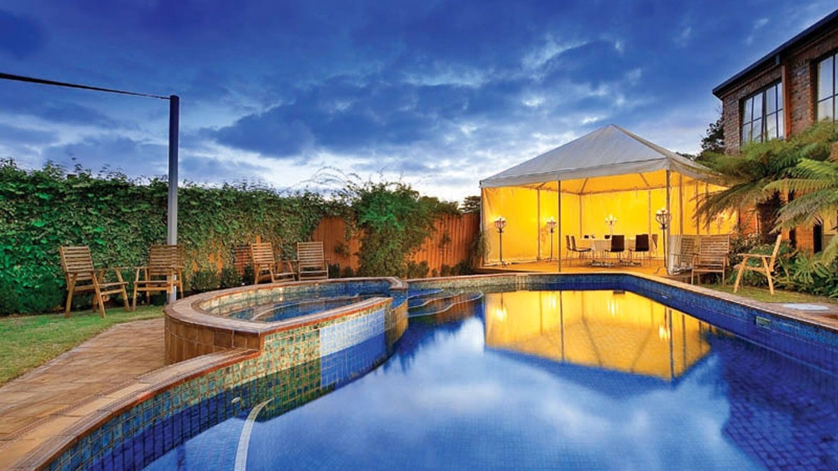 Highett Hotel | Best Western Plus Buckingham International