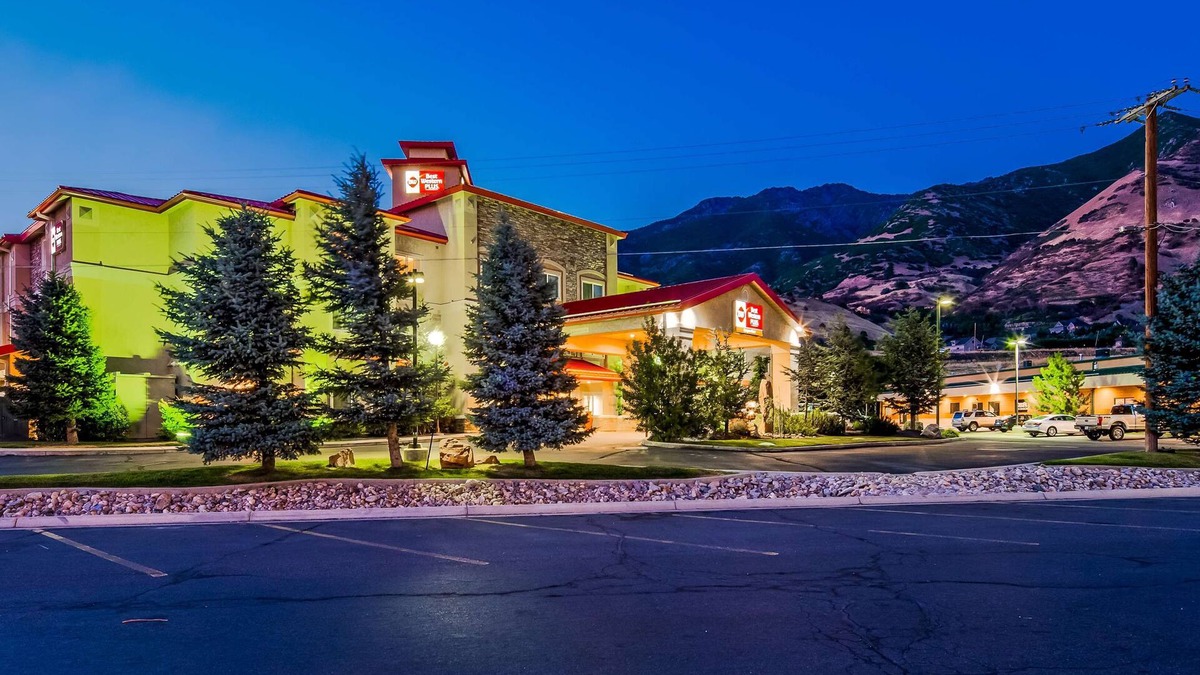 Uintah Hotel | Best Western Plus Canyon Pines