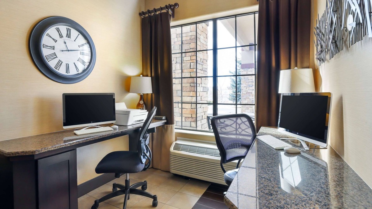 Castle Rock Hotel | Best Western Plus Castle Rock