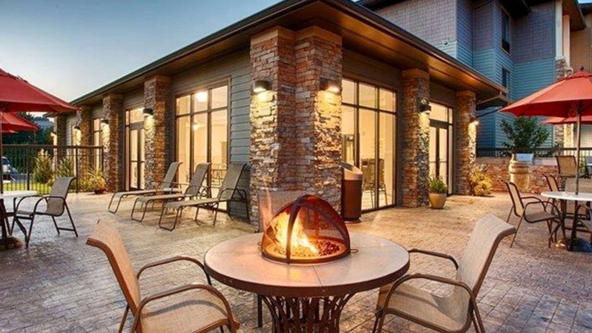 Dayton Hotel | Best Western Plus Dayton Hotel & Suites