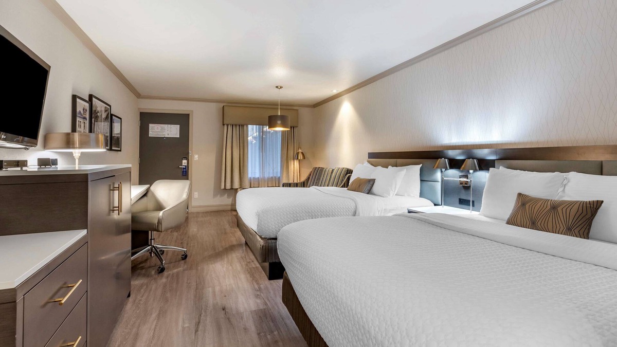 South Fair Oaks Hotel | Best Western Plus Executive Suites