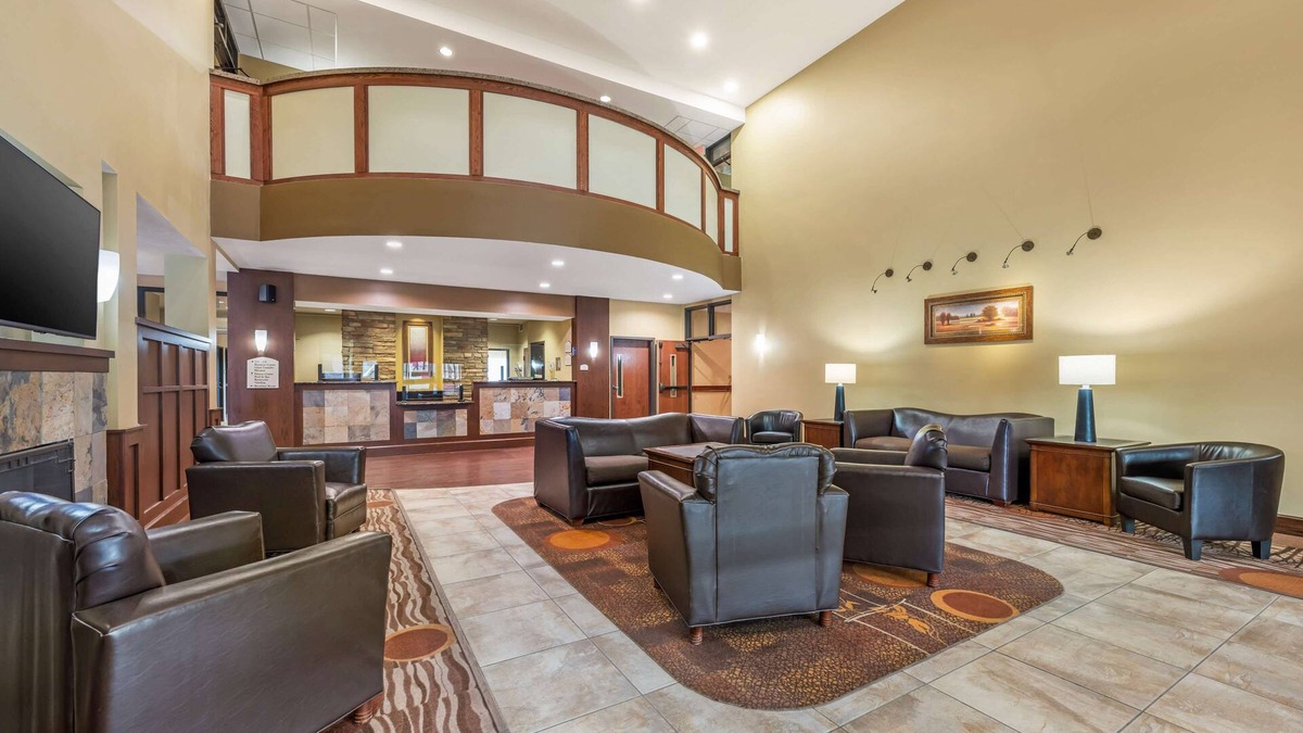 Grand Island Hotel | Best Western Plus Grand Island Inn & Suites
