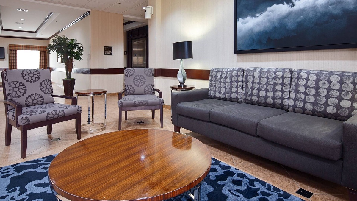 Katy Hotel | Best Western Plus Katy Inn & Suites