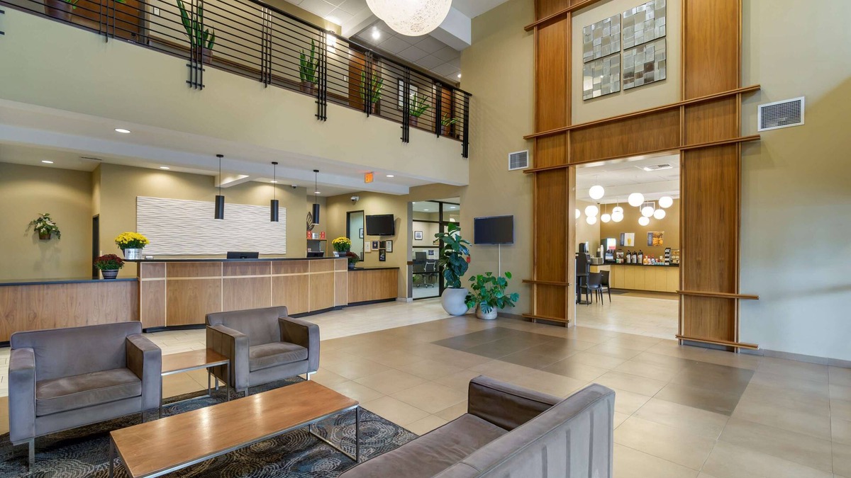 Lacey Hotel | Best Western Plus Lacey Inn & Suites
