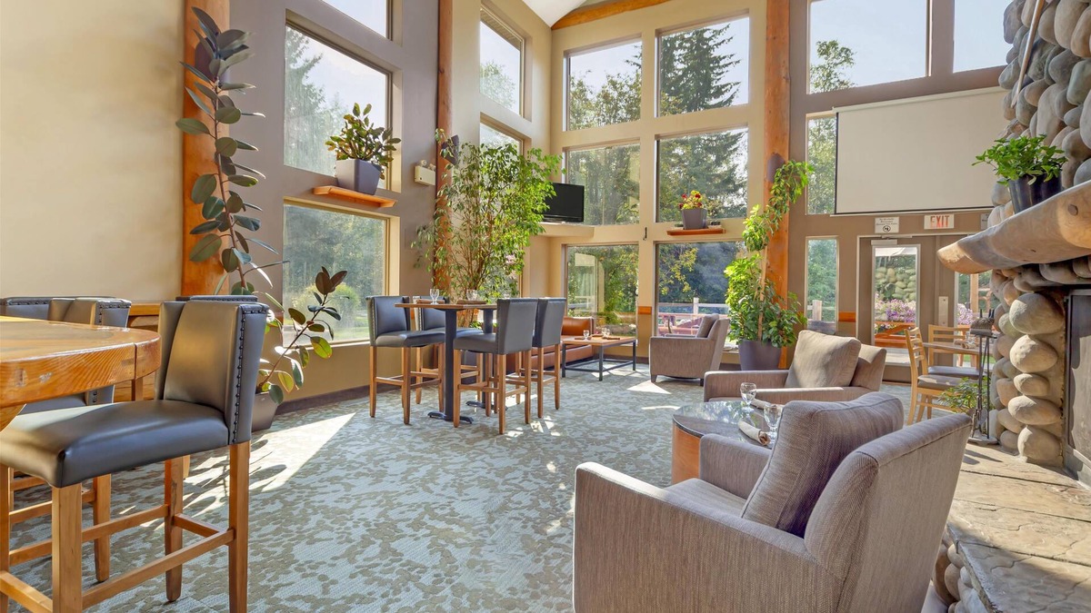 Valemount Hotel | Best Western Plus Valemount Inn & Suites