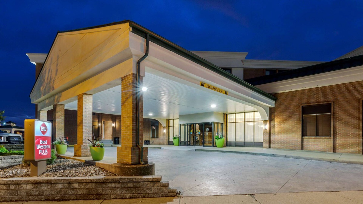 Wooster Hotel | Best Western Plus Wooster Hotel & Conference Center