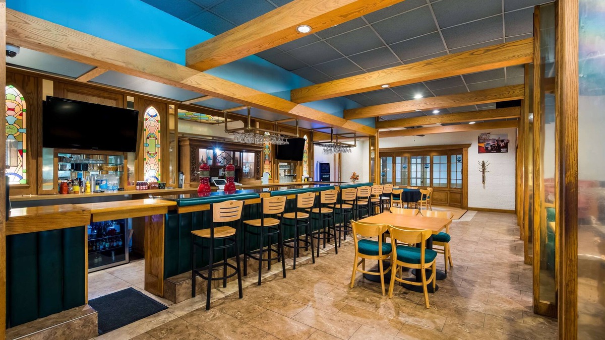 Galesburg Hotel | Best Western Prairie Inn & Conference Center
