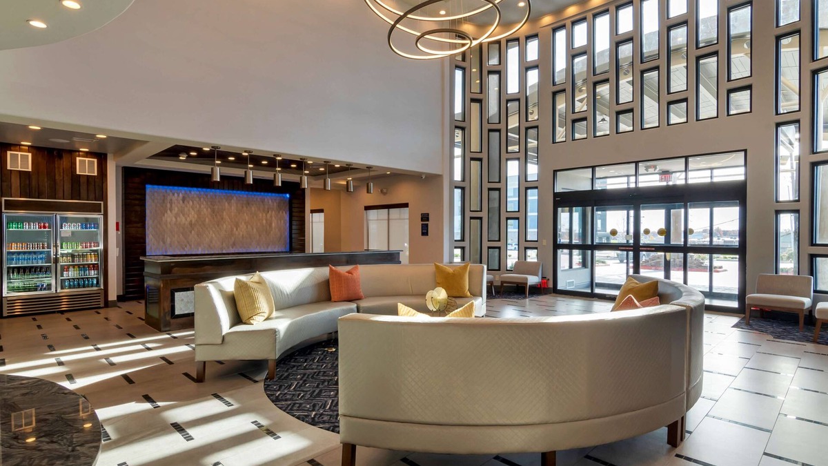 Liberty Hotel | Best Western Premier Liberty Inn & Suites