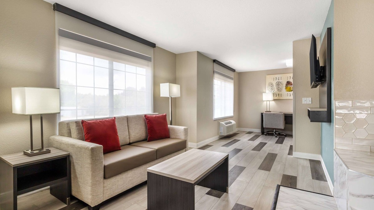 Poteau Hotel | Best Western Prime Inn & Suites