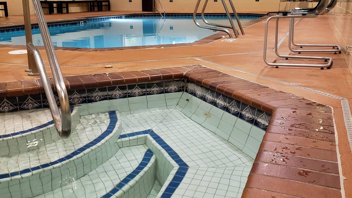 Cle Elum Hotel | Best Western Snowcap Lodge