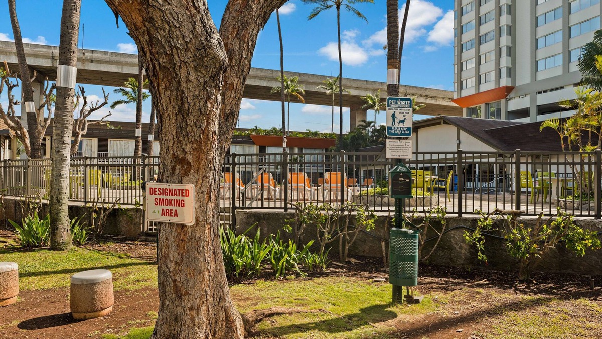 Western Honolulu Hotel | Best Western The Plaza Hotel Honolulu Airport - Free Breakfast