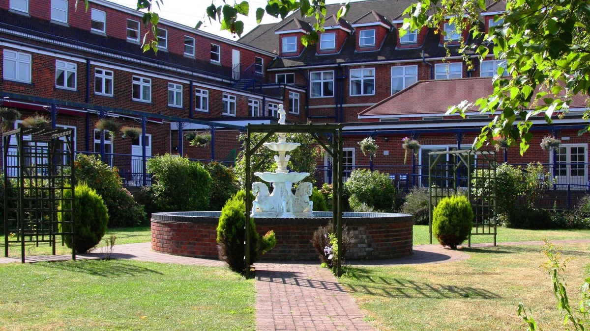 Purfleet Hotel | Best Western Thurrock Hotel