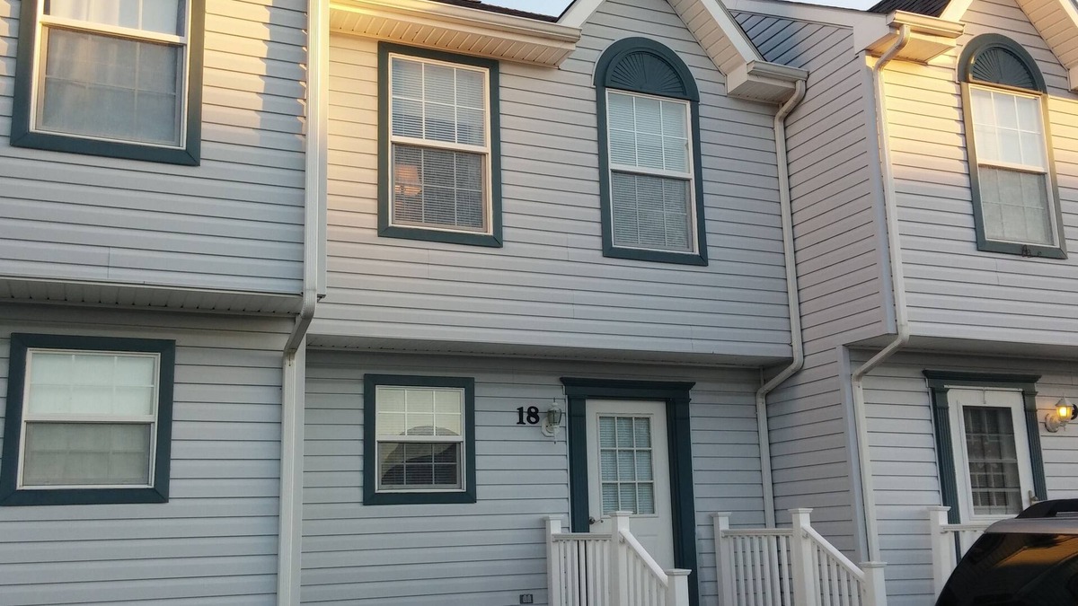 Frankford House | Bethany Beach Rental 2 1/2 miles to BETHANY BDWALK !