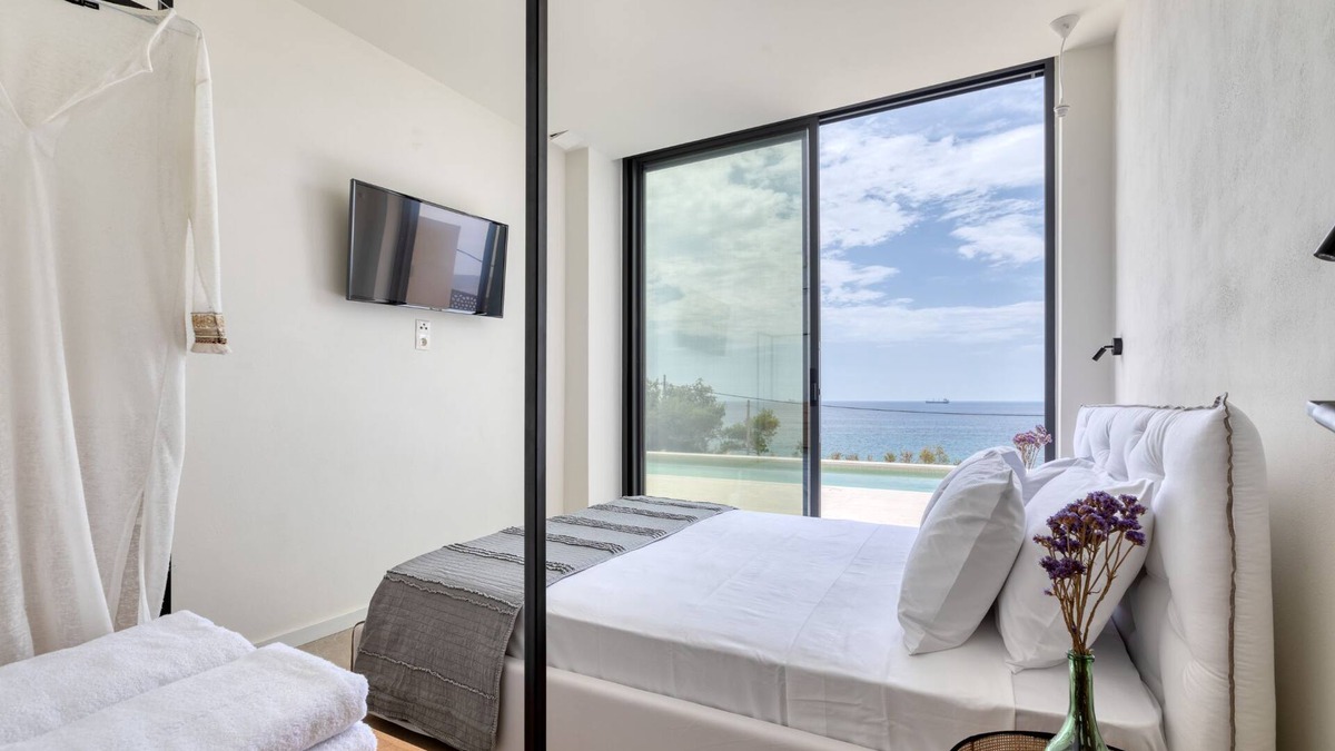 Karystos Villa | Betta VIlla | S Cave Villas Seaside Karystos