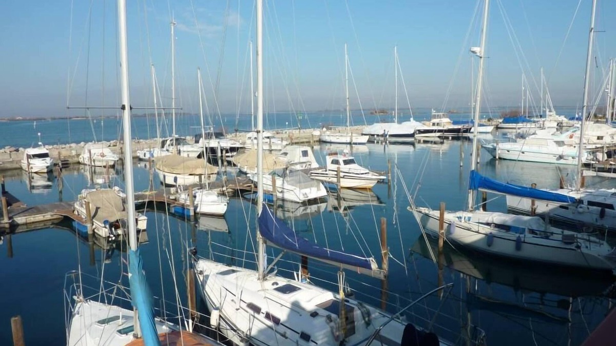 Grado Historic Centre Apartment | Between boats and beach apt 810
