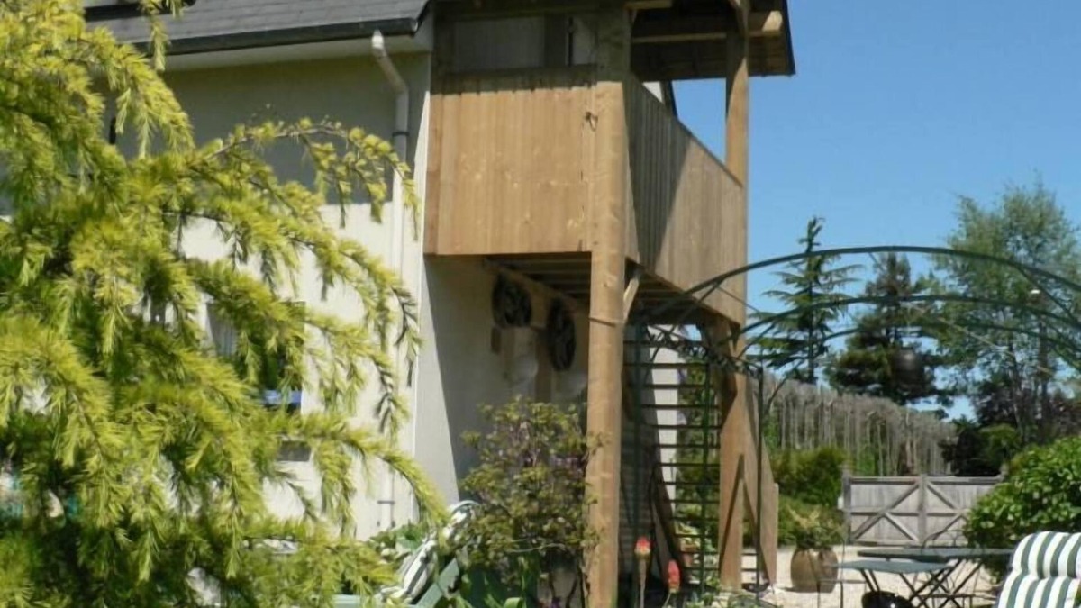 Saint-Gatien-des-Bois House | Between Deauville and Honfleur, bright and cozy gite with large garden