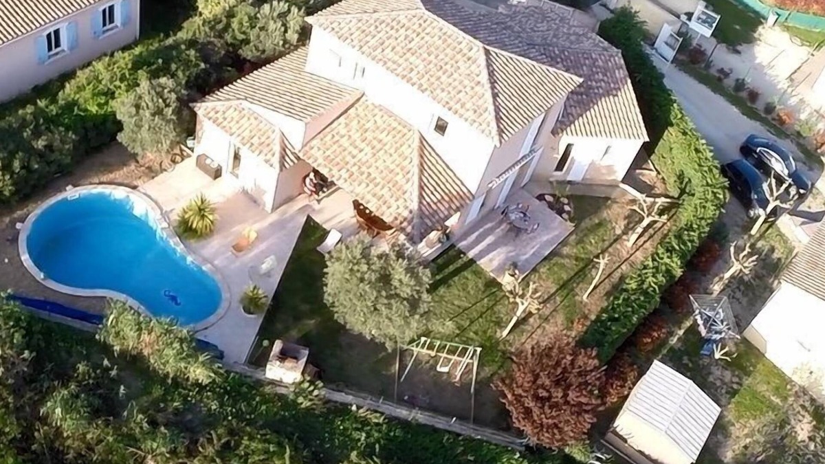 Clarensac Villa | Between sea and Cevennes, quiet house 140m², 6 people