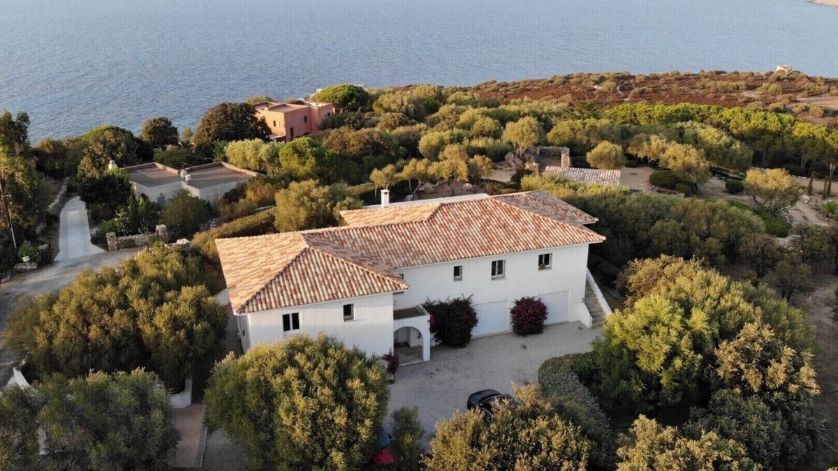 Occhiatana Villa | Between sea and mountains