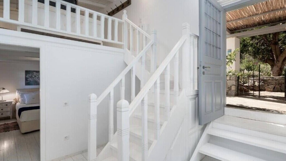Hydra House | BH311 - C - Suite Hydra