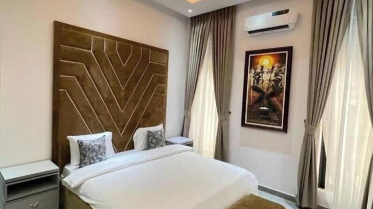 Shikohabad Hotel | Bharat Resort Budrai