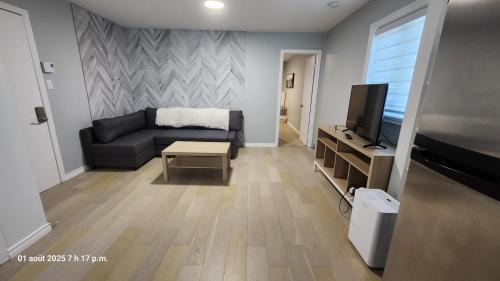 Sept-Iles Apartment | Bienvenue Chez Mymy!