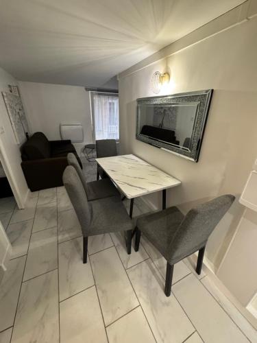 Strasbourg -Saint-Denis Apartment | Bienvenue dans le 10ème arrondissement !