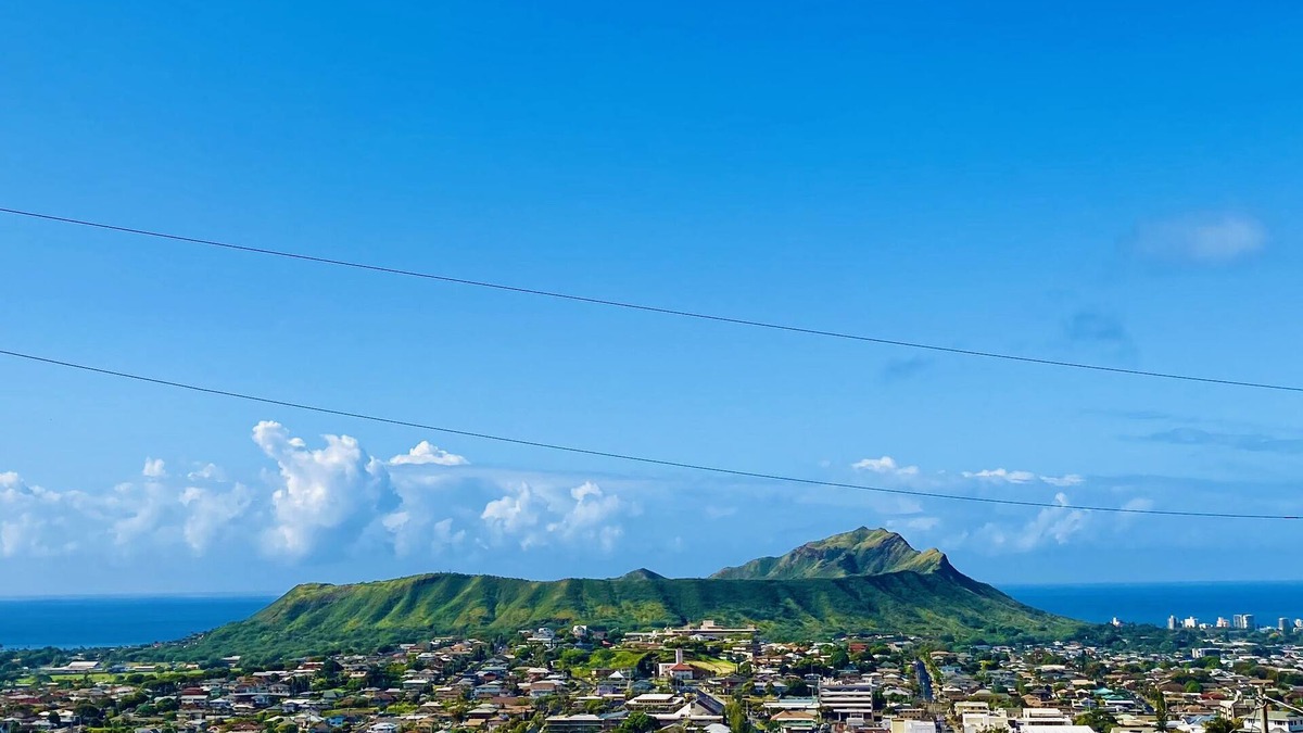 Maunalani Heights House | BIG ALOHA & AWESOME VIEW AT THIS HAWAIIAN HOME!