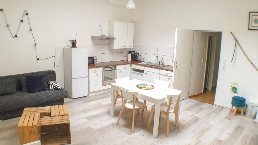 Humboldt - Gremberg Apartment | Big Appartment near trade fair!