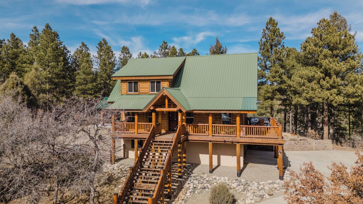 Timber Ridge Ranch House | Big, Beautiful Log Home with Mountain Views + Hot Tub!