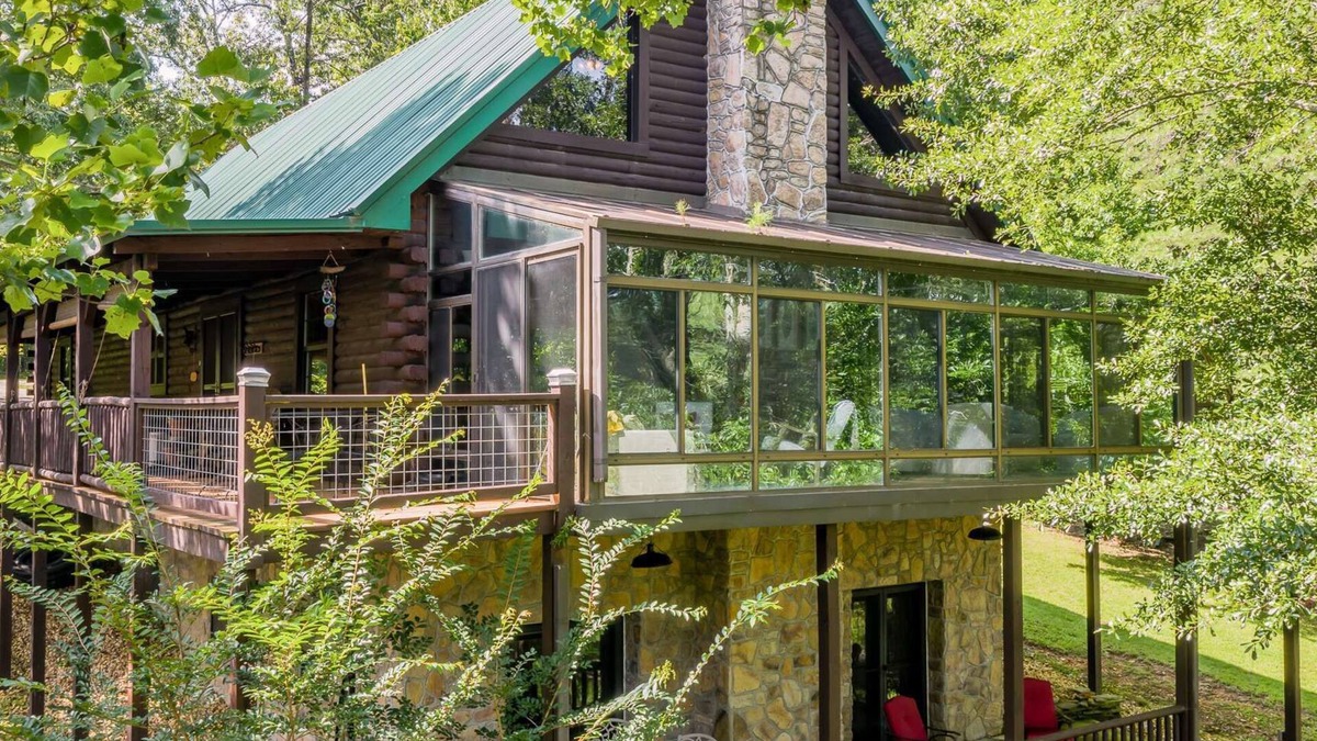 Houston House | Big Bend Retreat: 5 BR, 3 BA House in Houston, Sleeps 14
